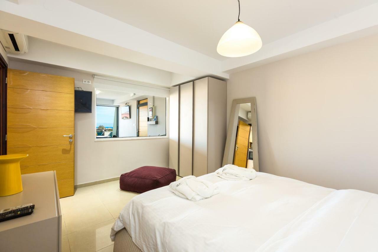 Central Luxury Lofts Chania  ภายนอก รูปภาพ